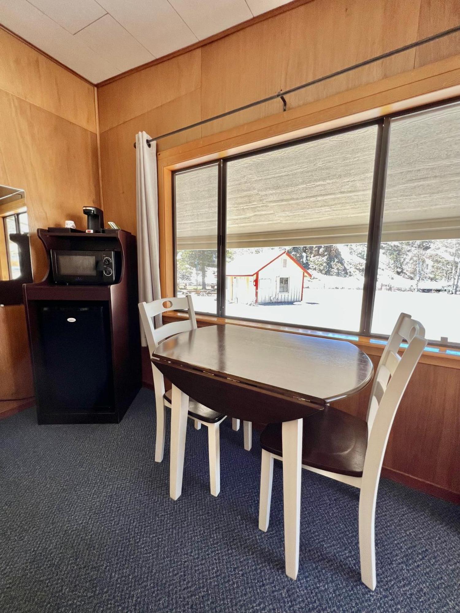Willow Springs Resort Bridgeport Exteriör bild